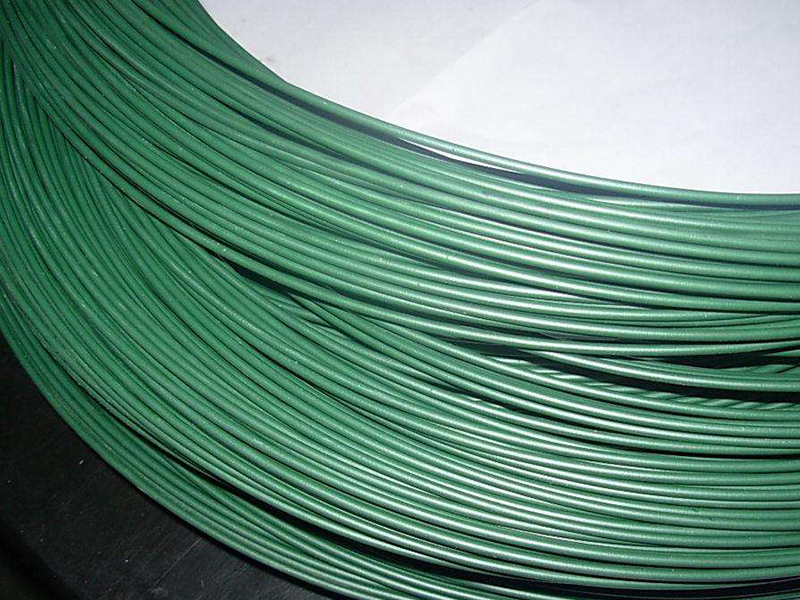 PVC/PE包塑絲石籠網治理泥石流，防止山體滑坡