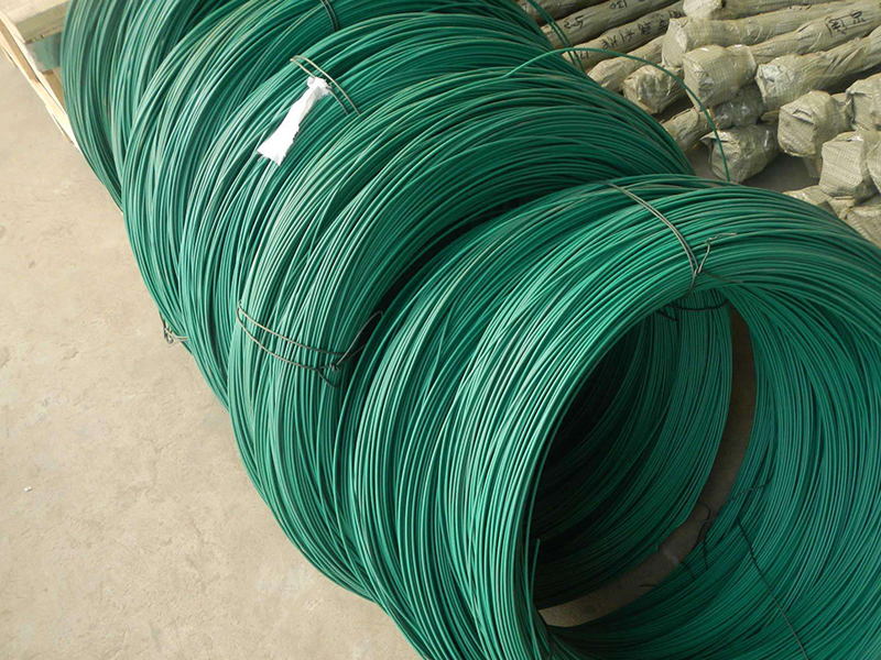 包塑鋼絲繩包裹著主要是PVC、PE材質(zhì)