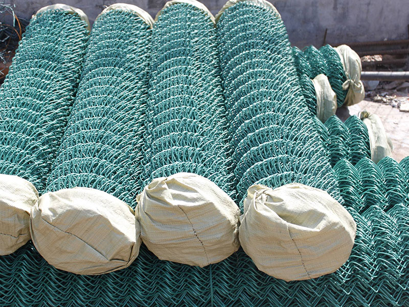 珠海包塑鋼絲勾花網(wǎng)