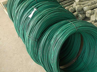 包塑鋼絲繩包裹著主要是PVC、PE材質(zhì)